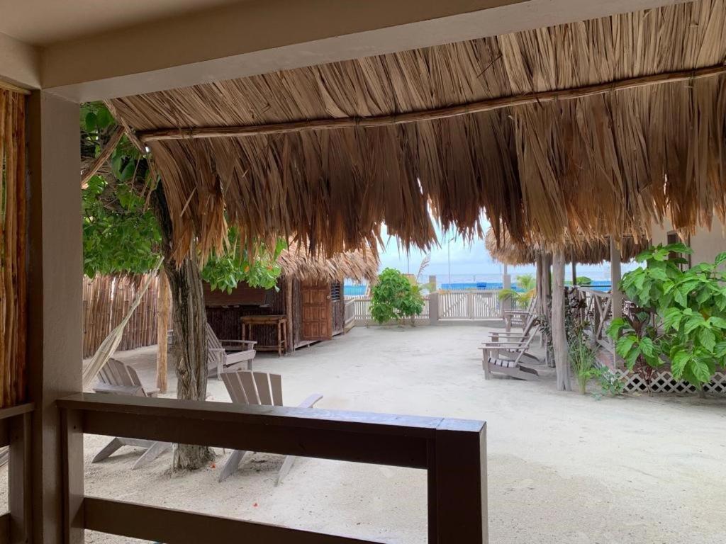 The Bounty Hotel Caye Caulker Kültér fotó