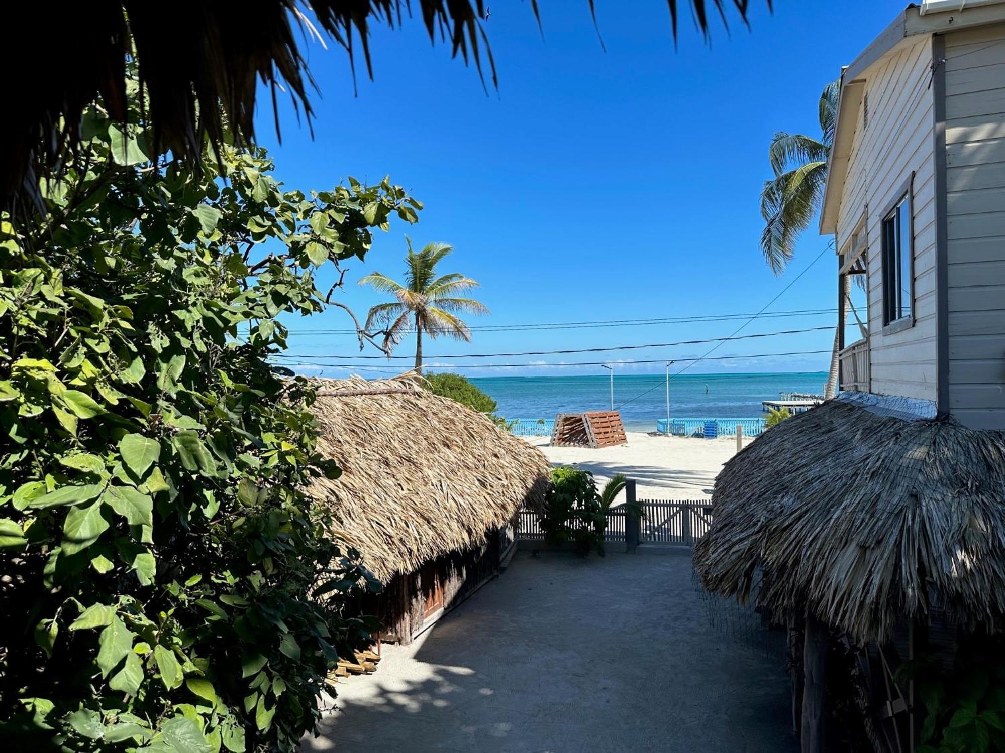 The Bounty Hotel Caye Caulker Kültér fotó