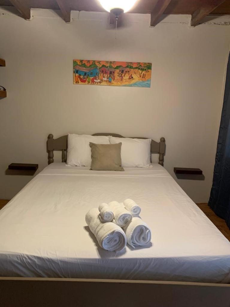 The Bounty Hotel Caye Caulker Kültér fotó